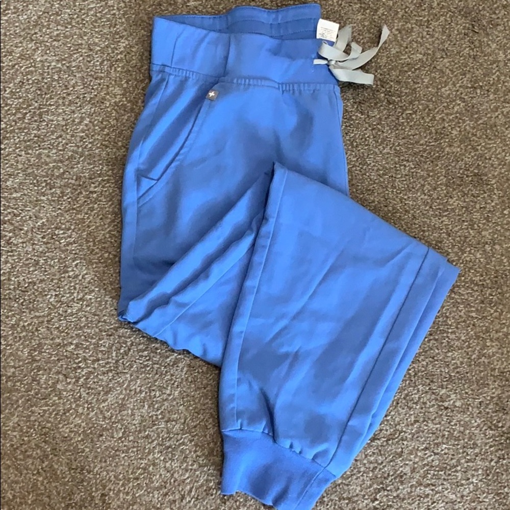 Figs ceil blue joggers size small EUC